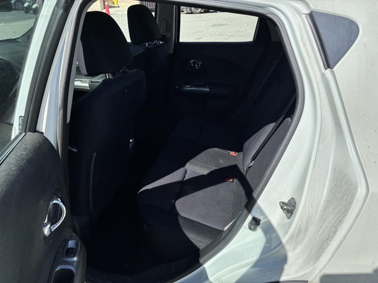 2013-nissan-juke-image-12