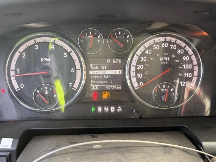 2012-dodge-2500-image-16