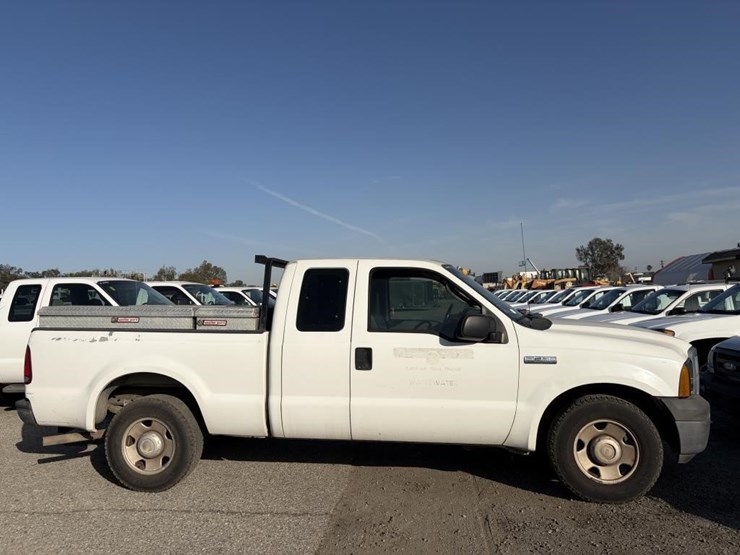 2006-ford-f250-image-8