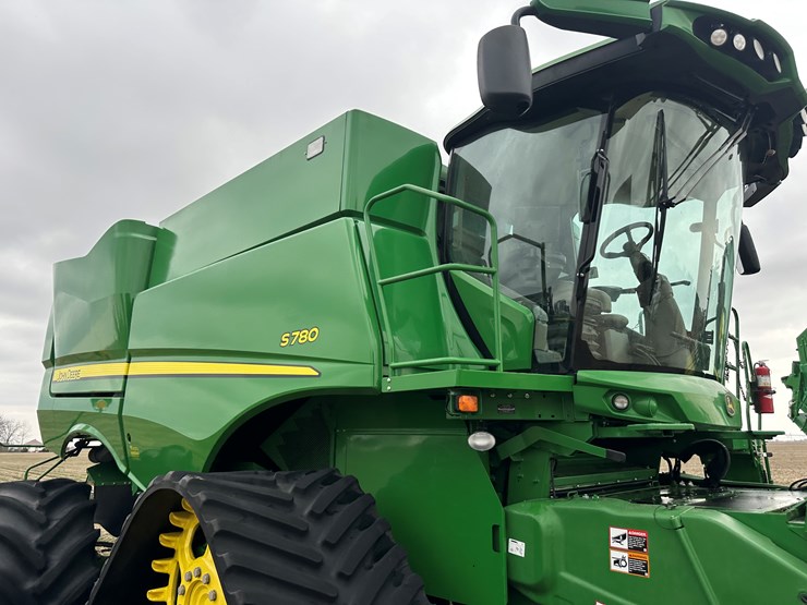 2020-john-deere-s780-image-54