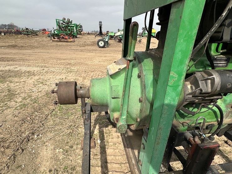 john-deere-4045t-image-15