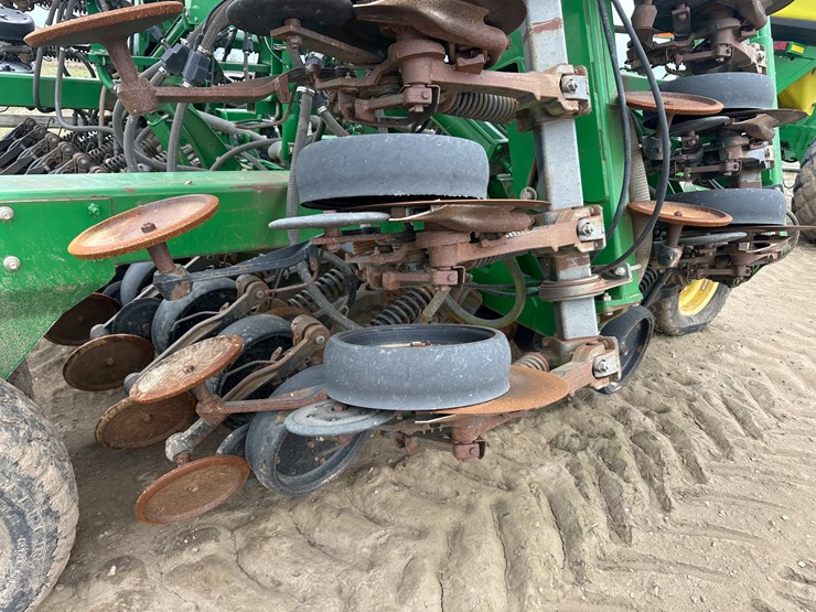 john-deere-1890-image-24