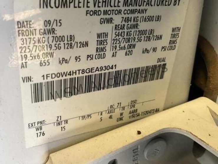 2016-ford-f450-image-17