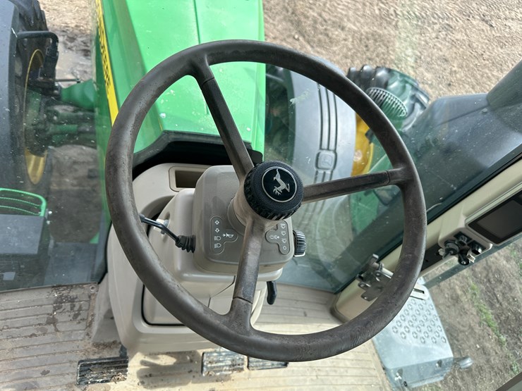 2019-john-deere-8295r-image-56