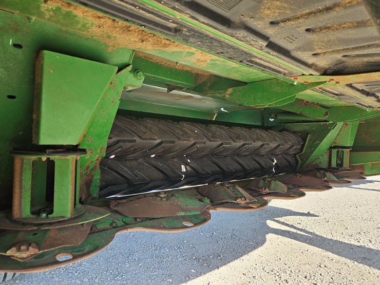 2022-john-deere-s350-image-4