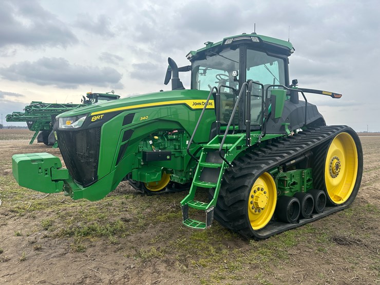 2021-john-deere-8rt-340-image-1