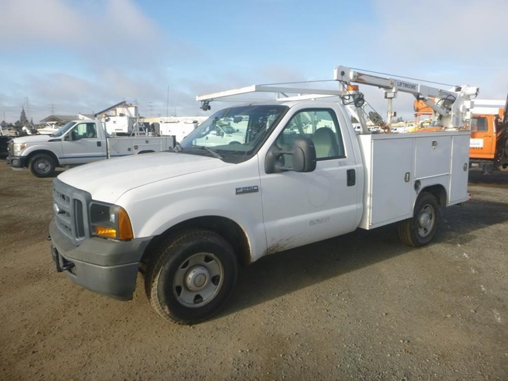 2006-ford-f250-image-1