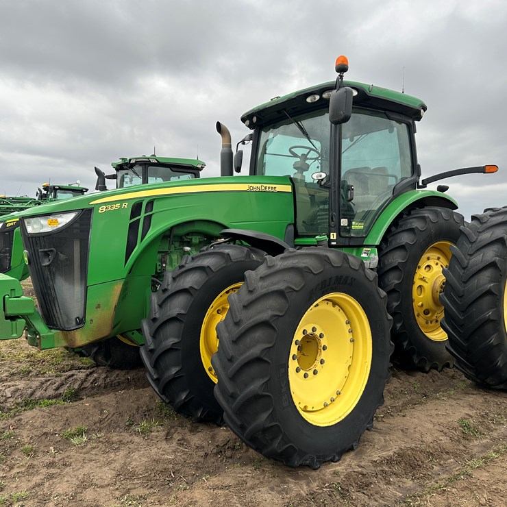 2012 JOHN DEERE 8335R