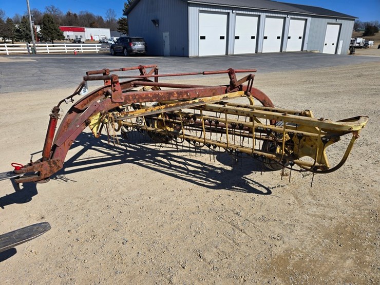 new-holland-256-image-1