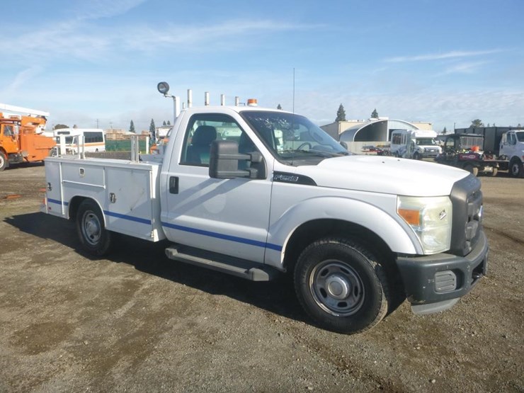 2011-ford-f250-image-2