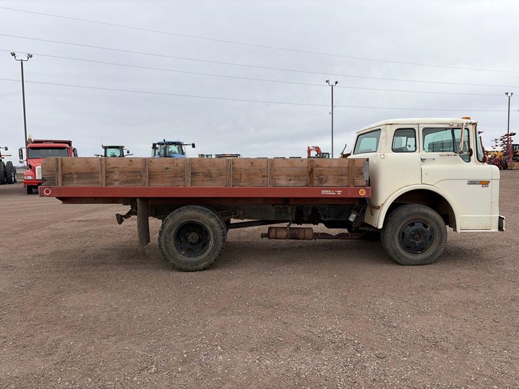 1979-ford-c600-image-5