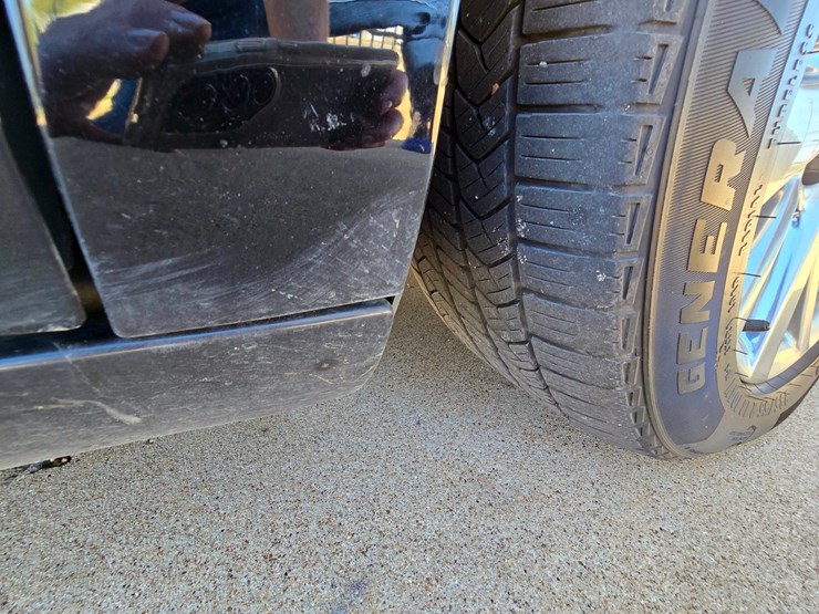 2017-cadillac-federal-70in-limo-w-27466-miles,-premium-federal-coachwork,-luxury-transport-image-29