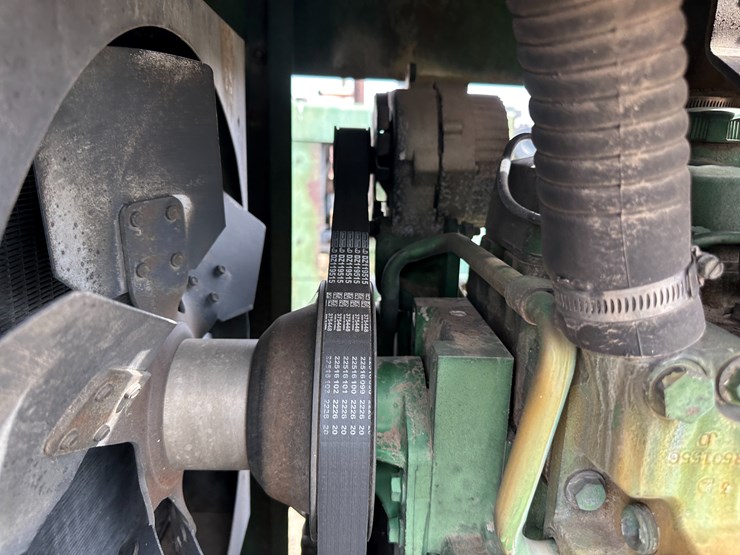 john-deere-4045d-image-22