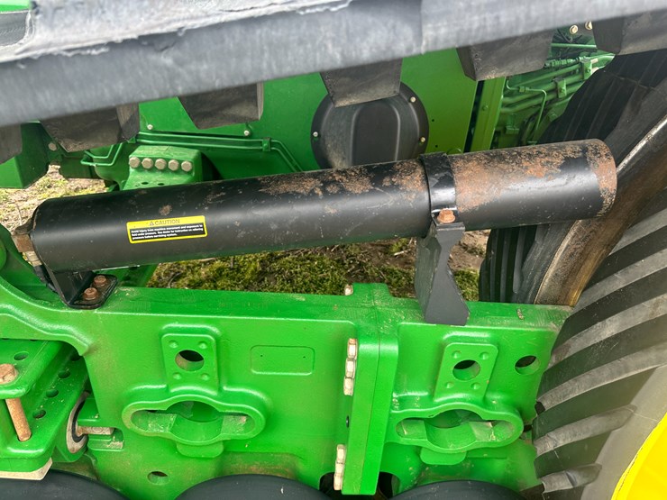 2021-john-deere-8rt-340-image-10