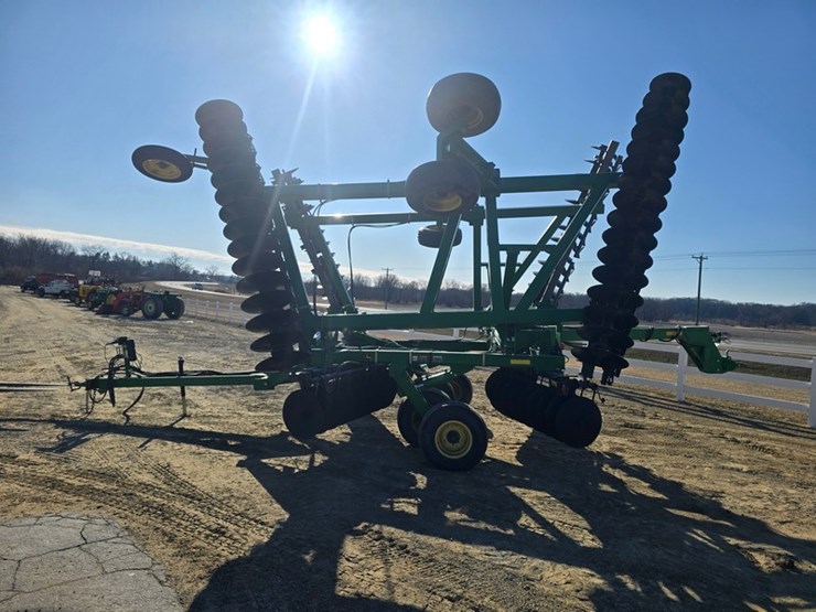 john-deere-637-image-2