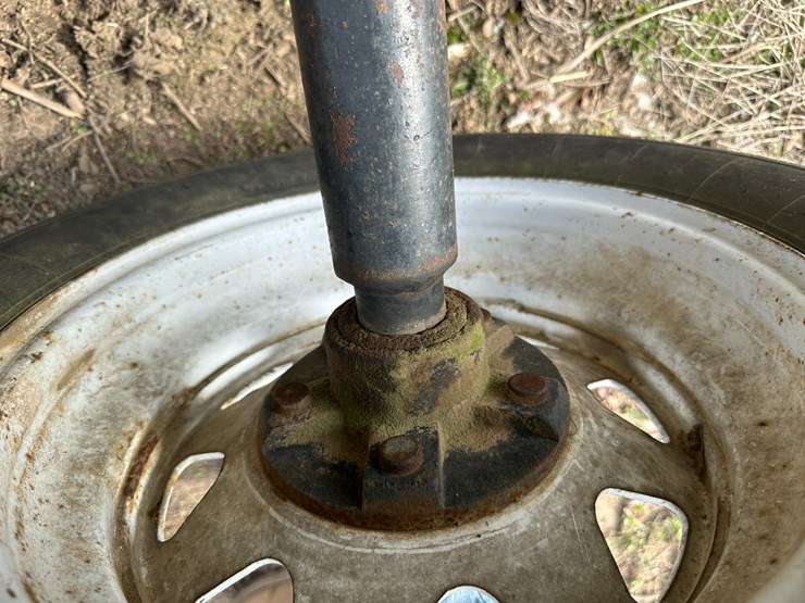 john-deere-4045d-image-7