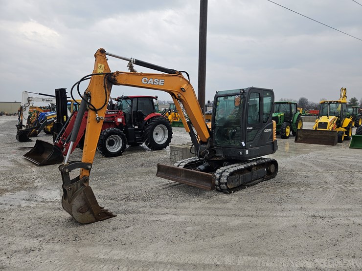 2022-case-cx57c-image-1