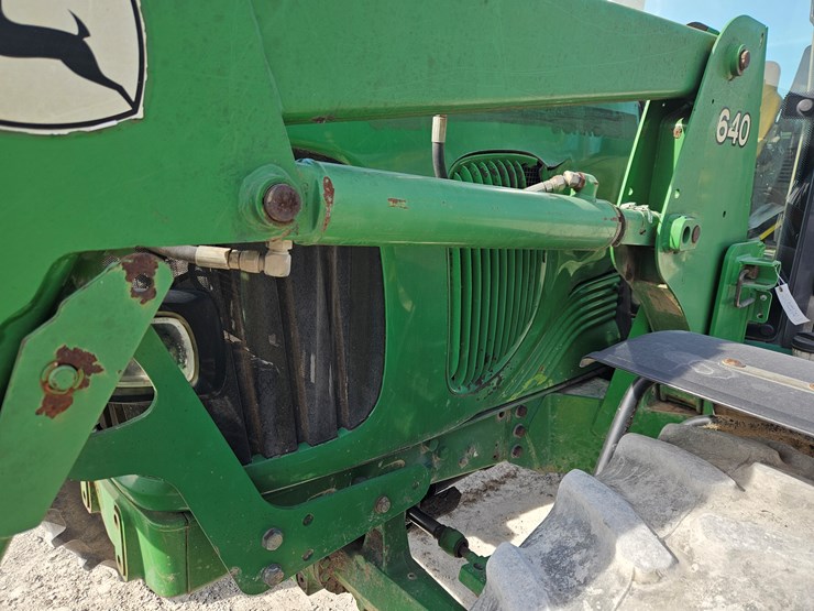 2003-john-deere-6320-image-22