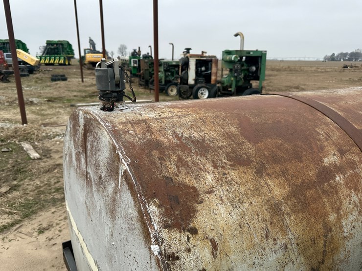 #40122-•-1750gal-fuel-trailer-w/pump-image-20