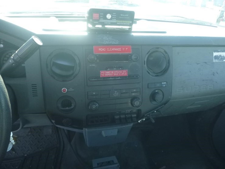 2012-ford-f550-image-23