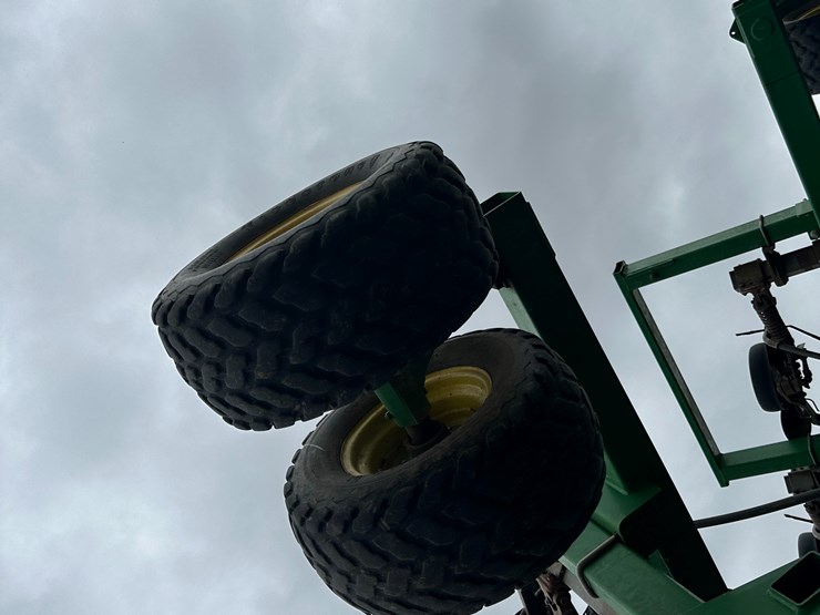 john-deere-1890-image-23