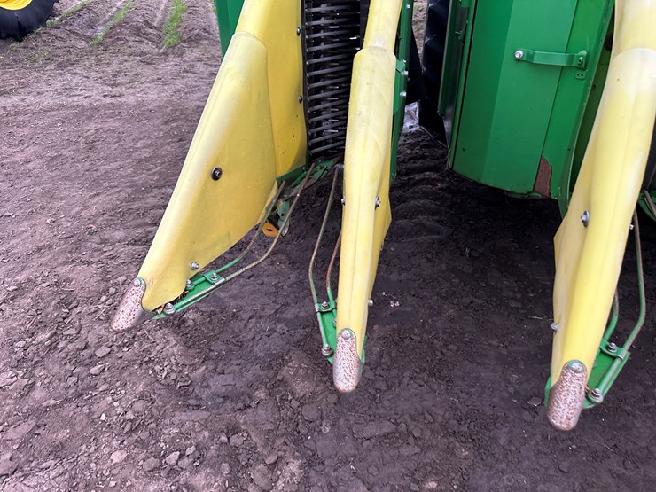 2021-john-deere-cp690-image-64