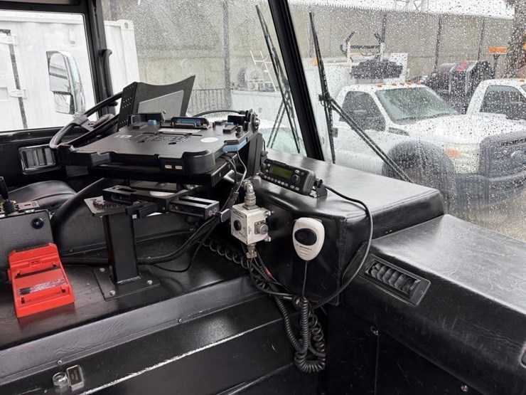 2003-pierce-arrow-image-11