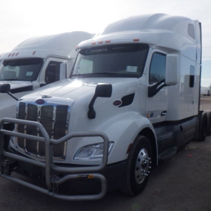 2020 PETERBILT 579