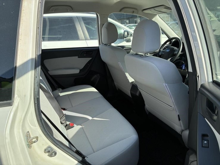 2014-subaru-forester-image-9