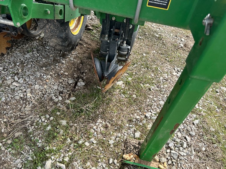 john-deere-1725c-image-30