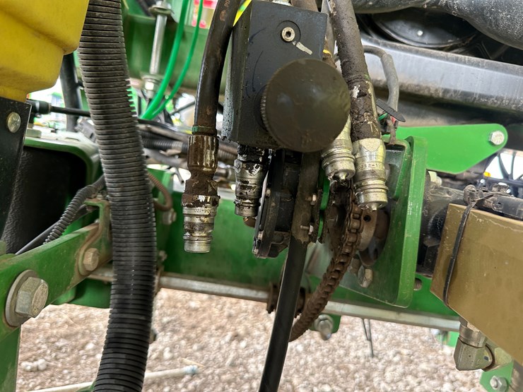 john-deere-1725-image-58