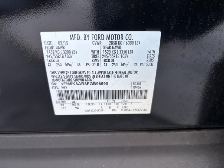 2015-ford-explorer-image-17