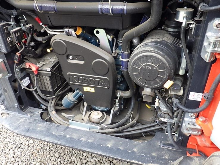 2024-kubota-svl75-3-image-9