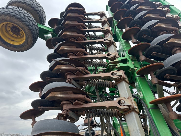 john-deere-1890-image-73