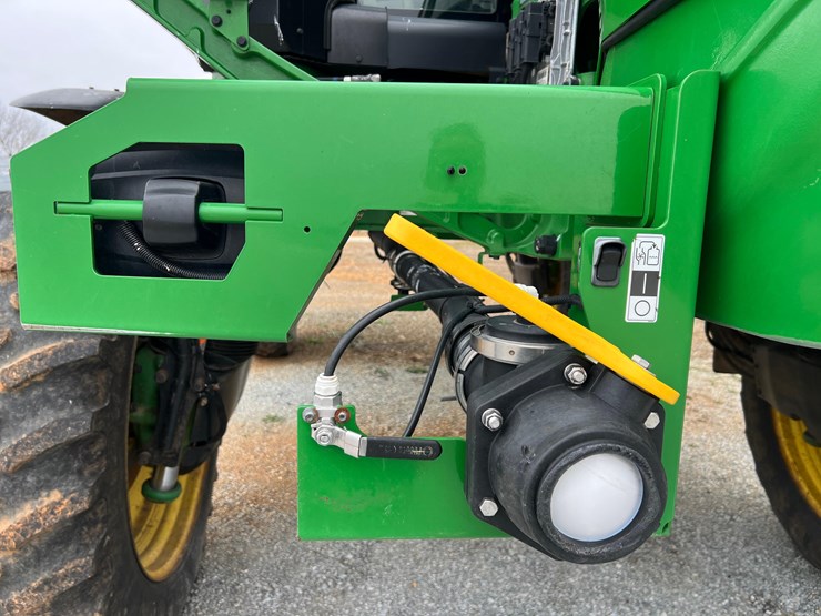 john-deere-412r-image-10
