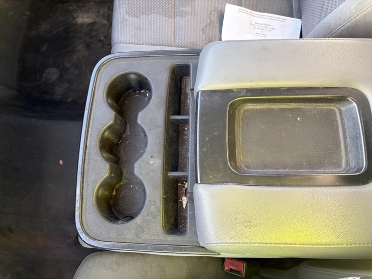 2016-chevrolet-silverado-2500-image-17