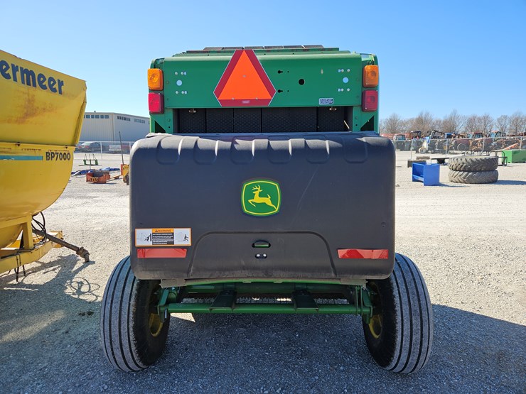 2020-john-deere-450m-image-8