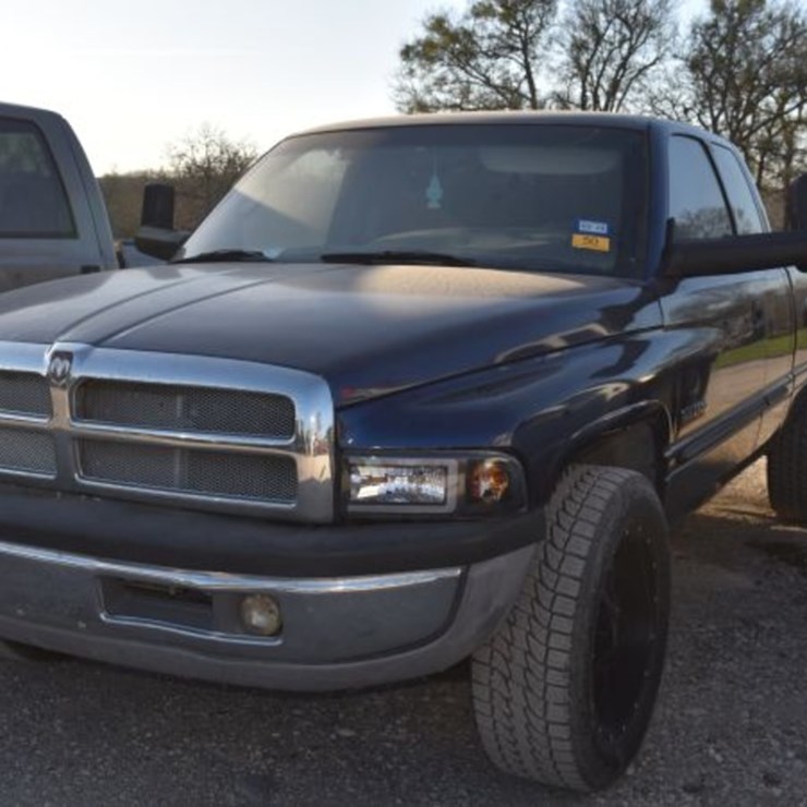 2001 DODGE 2500