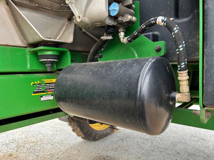 john-deere-412r-image-26