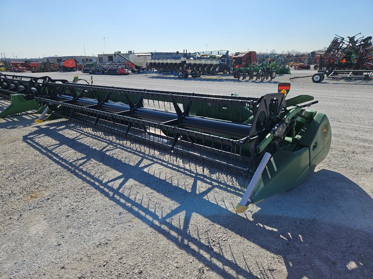 2005-john-deere-625f-image-14