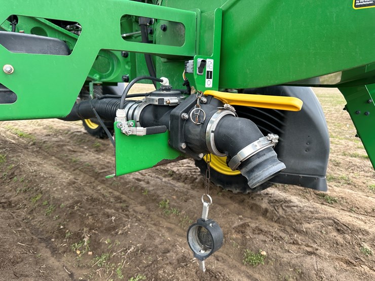 2021-john-deere-r4038-image-67