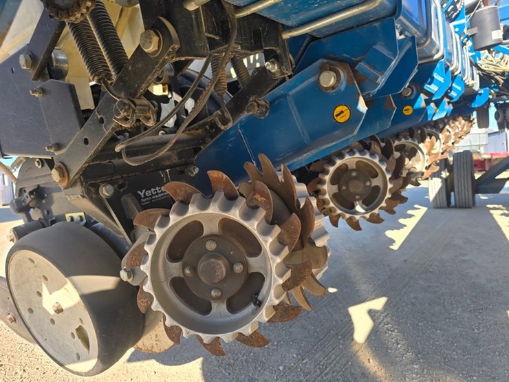 kinze-3800-image-15