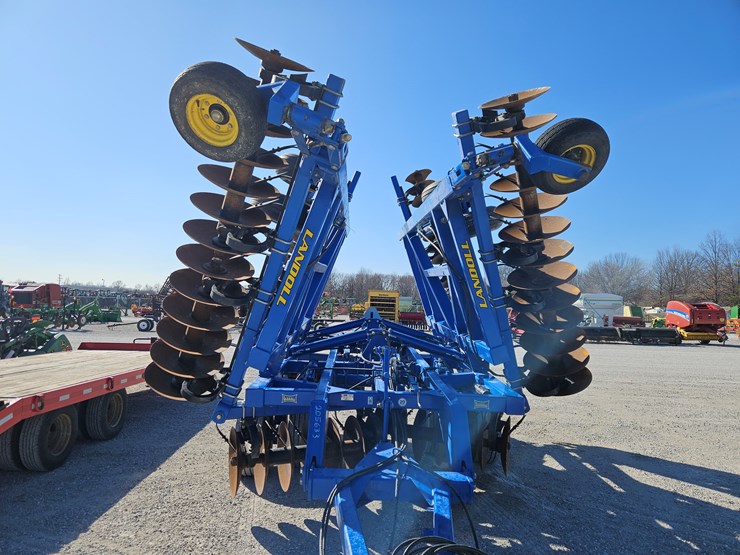 2008-landoll-6230-29-image-3