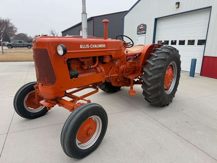 1958-allis-chalmers-d17-image-2