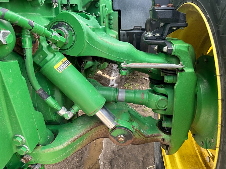2019-john-deere-8295r-image-17