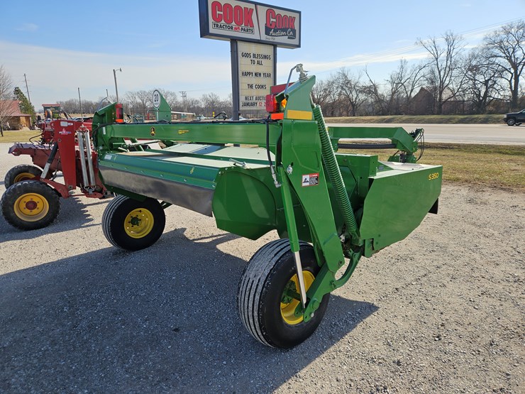 2022-john-deere-s350-image-6