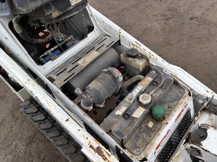 2020-bobcat-mt85-image-16