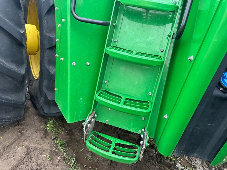 2020-john-deere-9470r-image-33