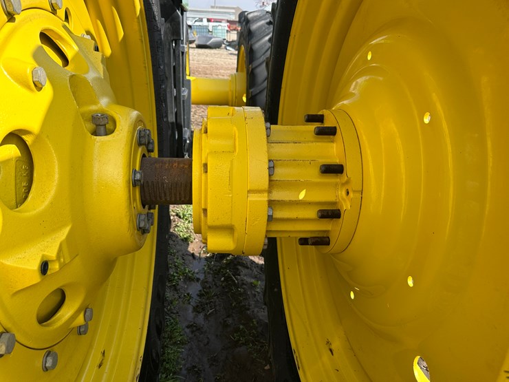 2022-john-deere-8r-280-image-12