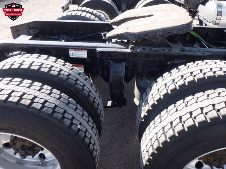 2022-freightliner-cascadia-116-image-4